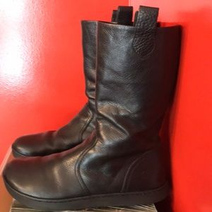 Born INNA Mid Calf black leather boots Size 8